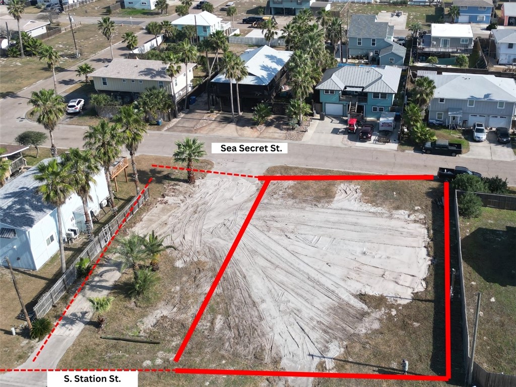 1316 Sea Secret St Property Photo 4