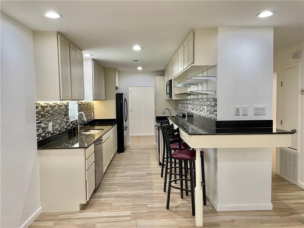 1238 Baywood Lane Property Photo 6