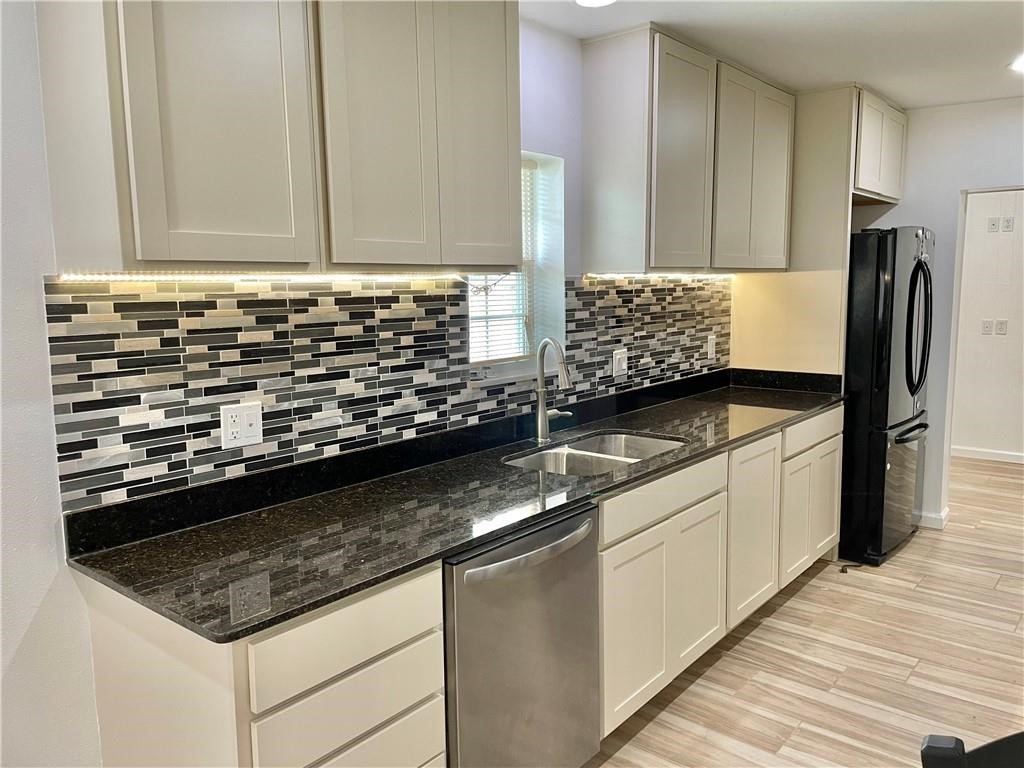 1238 Baywood Lane Property Photo 8