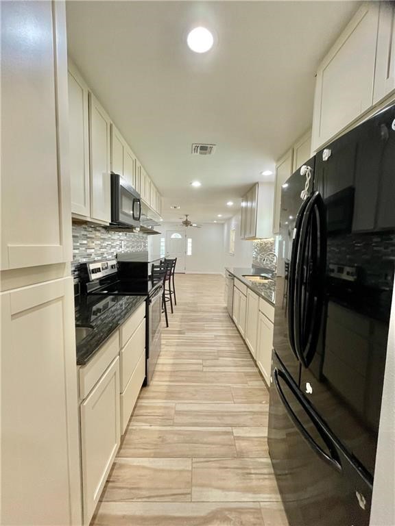 1238 Baywood Lane Property Photo 9