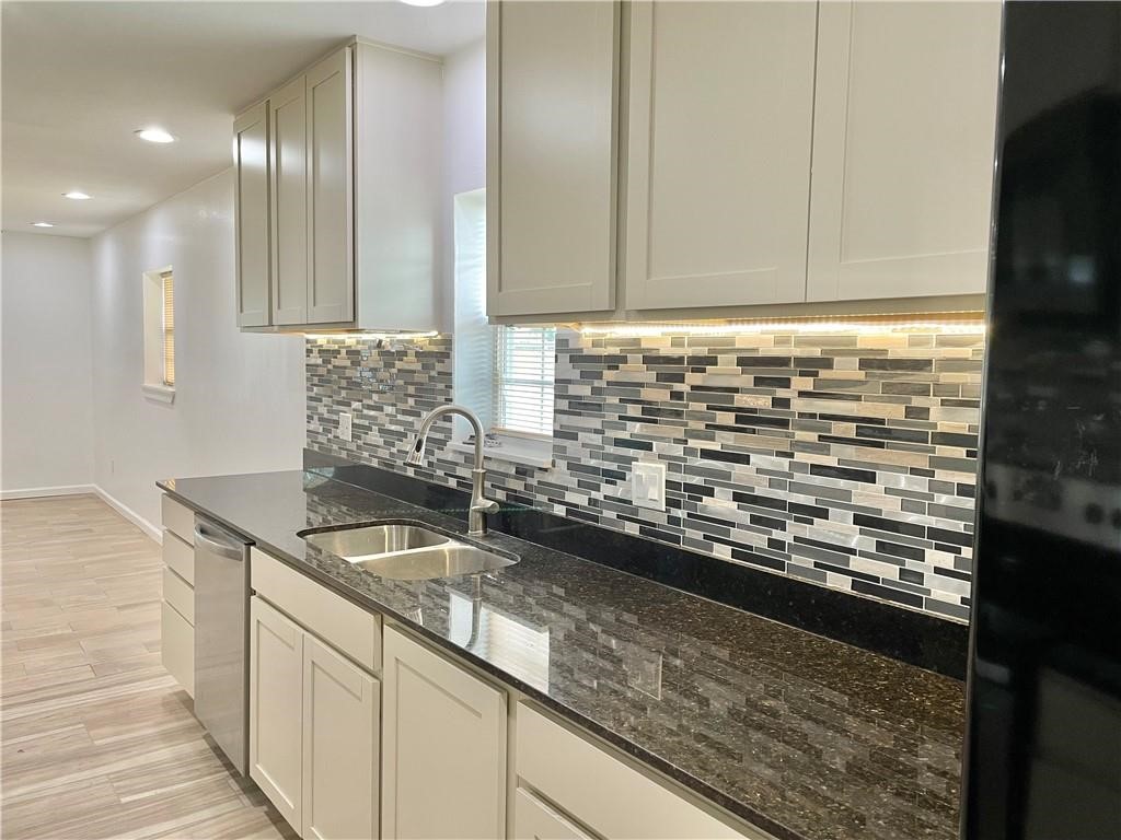 1238 Baywood Lane Property Photo 11