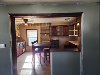 407 Austin St Property Photo 4