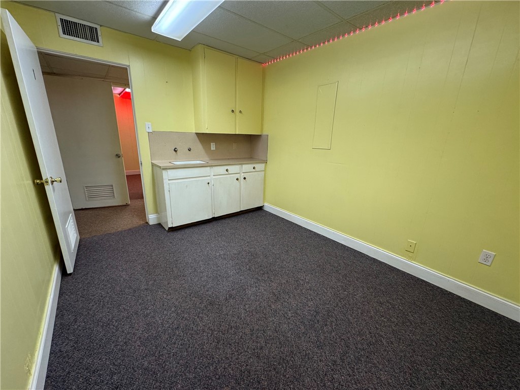 907 Market St 333 Property Photo 9