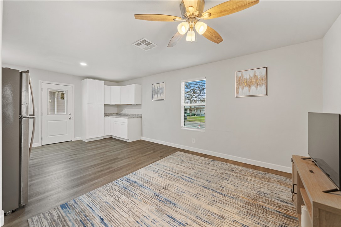 3517 Carrolleton St Property Photo 7