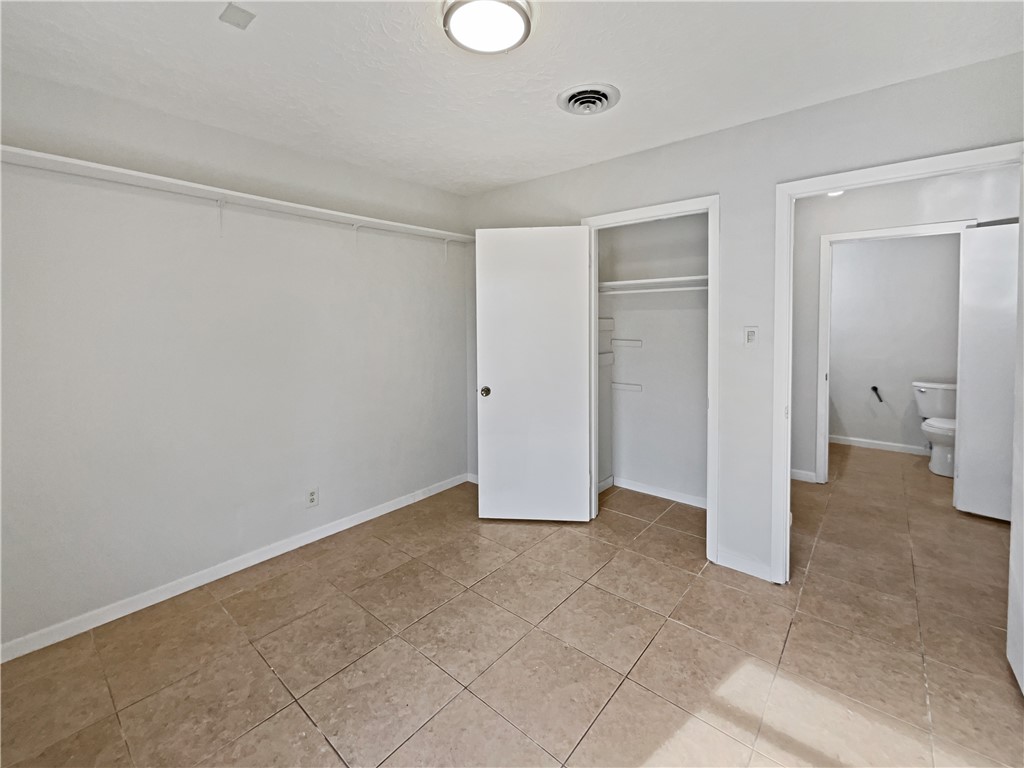 2574 Avenue A Property Photo 4
