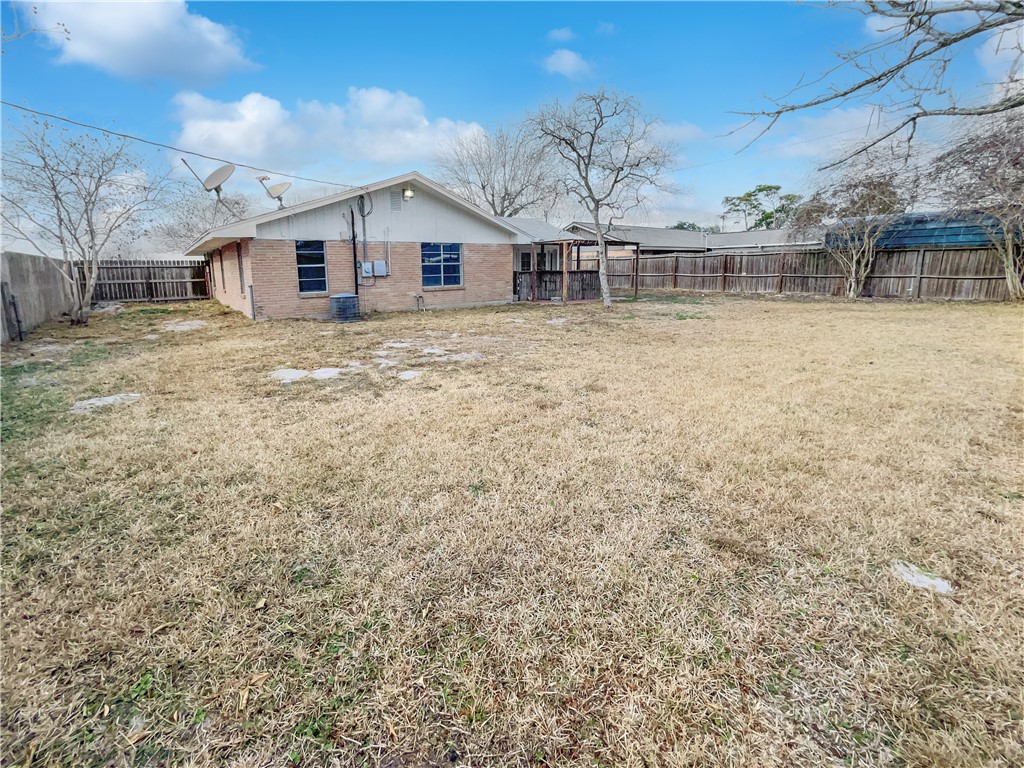 2574 Avenue A Property Photo 8