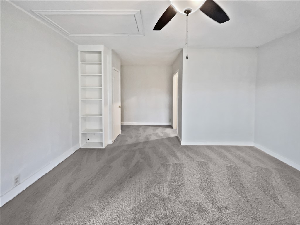 2574 Avenue A Property Photo 13