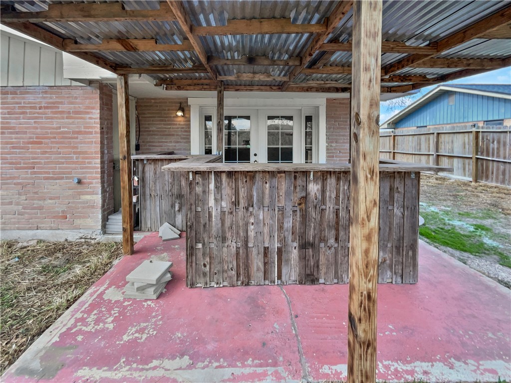 2574 Avenue A Property Photo 18