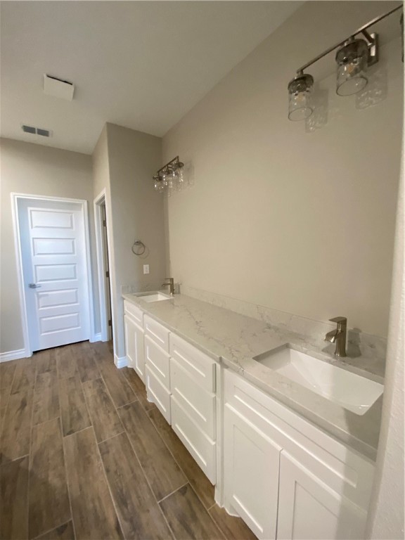 15402 Dyna St Property Photo 22