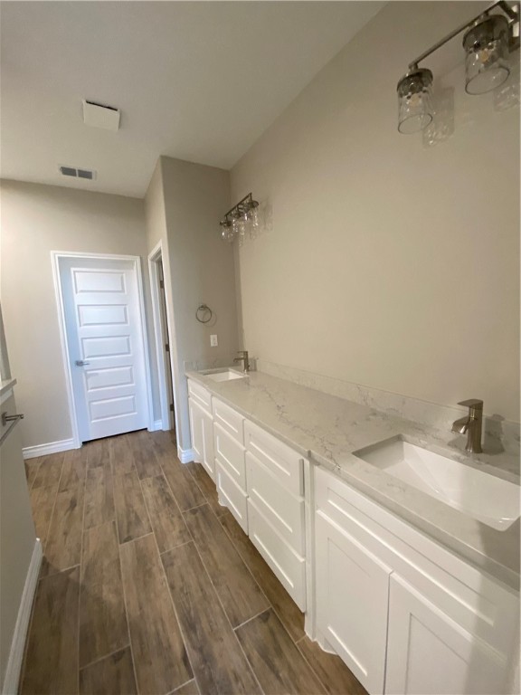 15402 Dyna St Property Photo 23