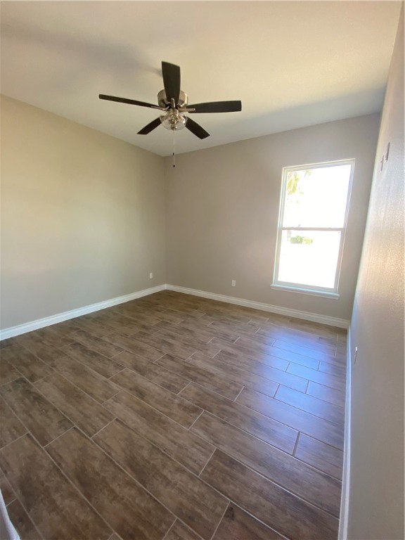 15402 Dyna St Property Photo 28