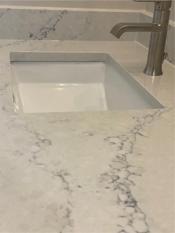 15402 Dyna St Property Photo 35