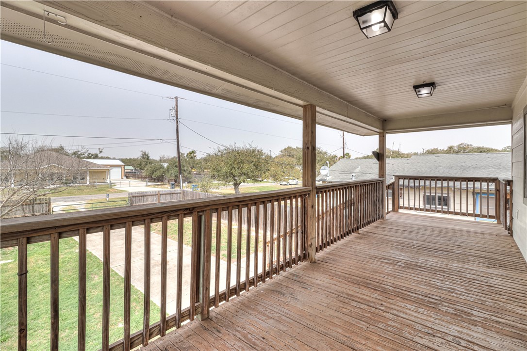 320 S Verne St Property Photo 22