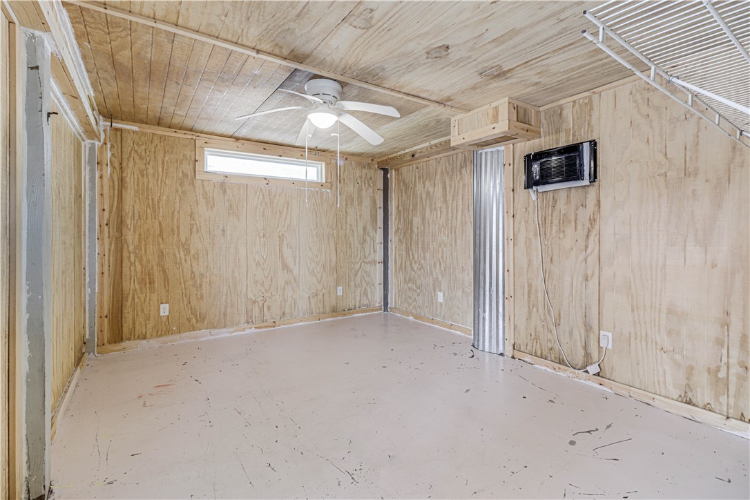 320 S Verne St Property Photo 27