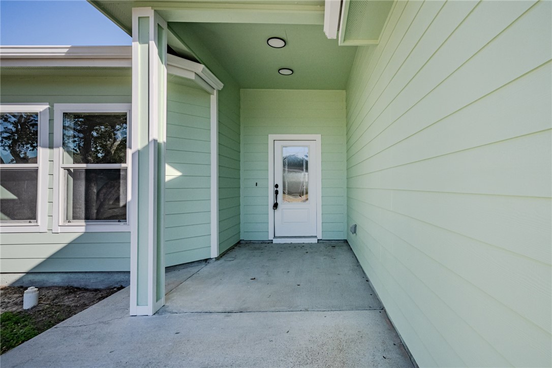 120 Sandollar Property Photo 6