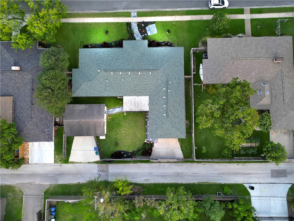 130 Alta Plaza Property Photo 4