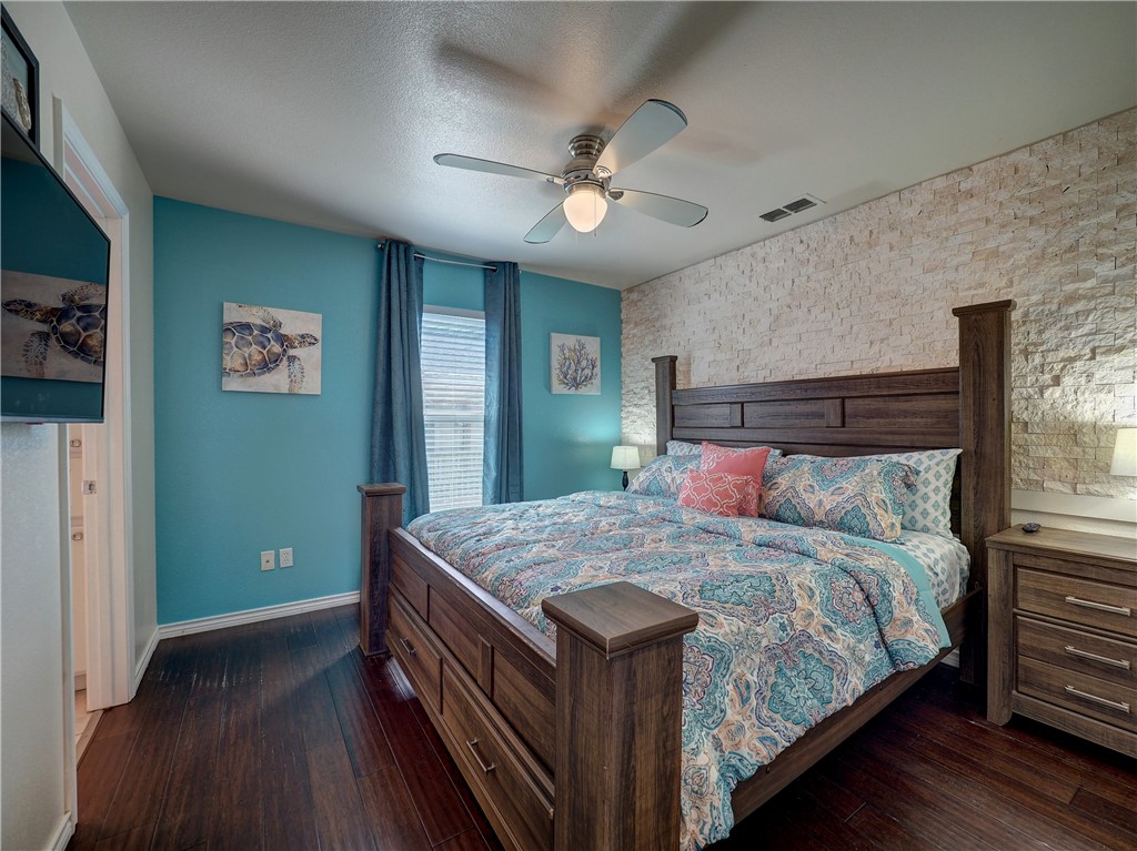 14869 Granada Dr A Property Photo 14