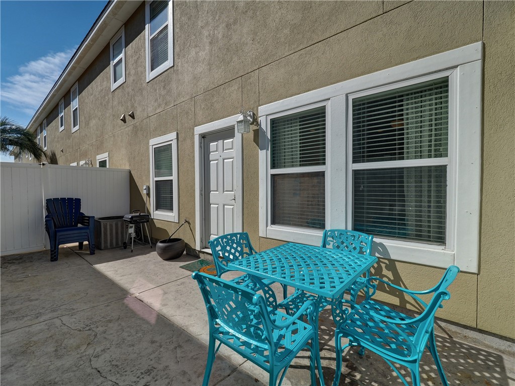 14869 Granada Dr A Property Photo 29