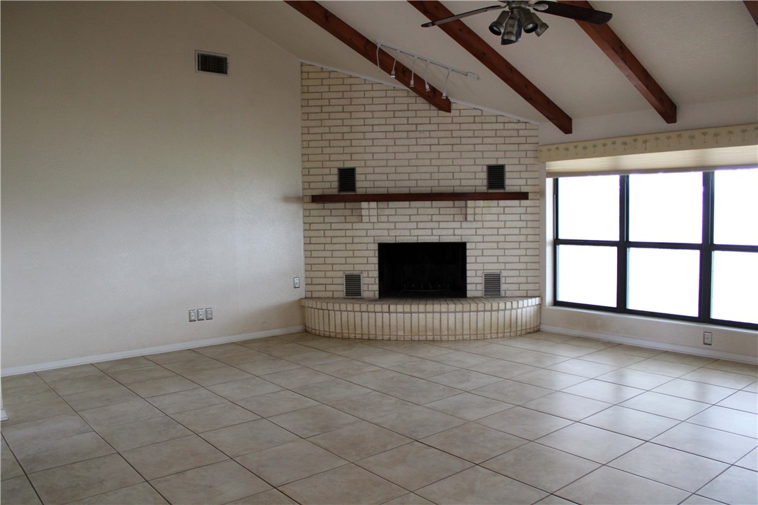 24417 County Road 380 Property Photo 5