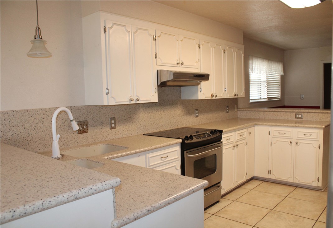 24417 County Road 380 Property Photo 7