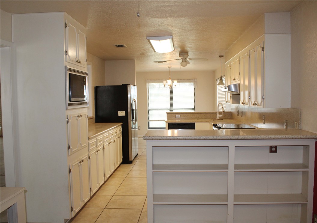 24417 County Road 380 Property Photo 12