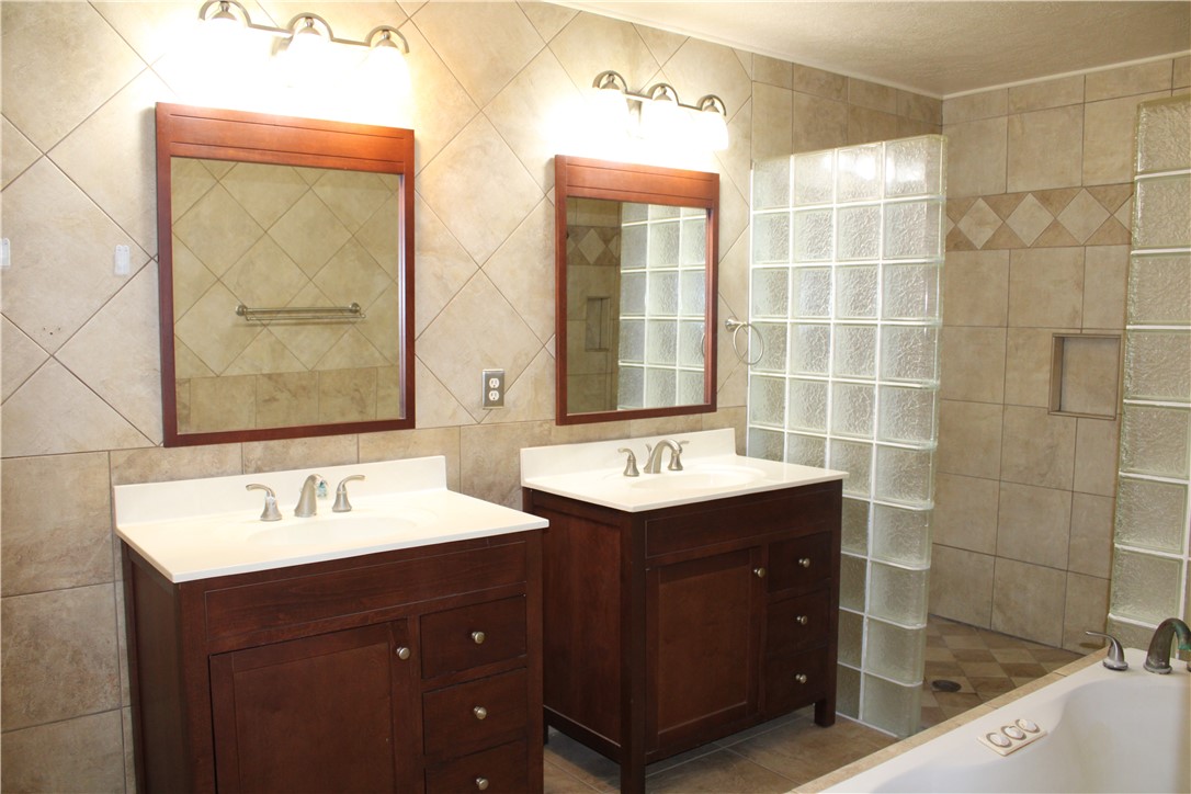 24417 County Road 380 Property Photo 14