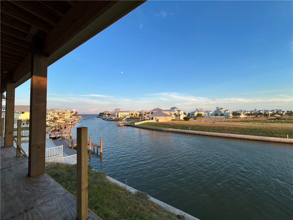 1053 North Isle Dr Property Photo 5