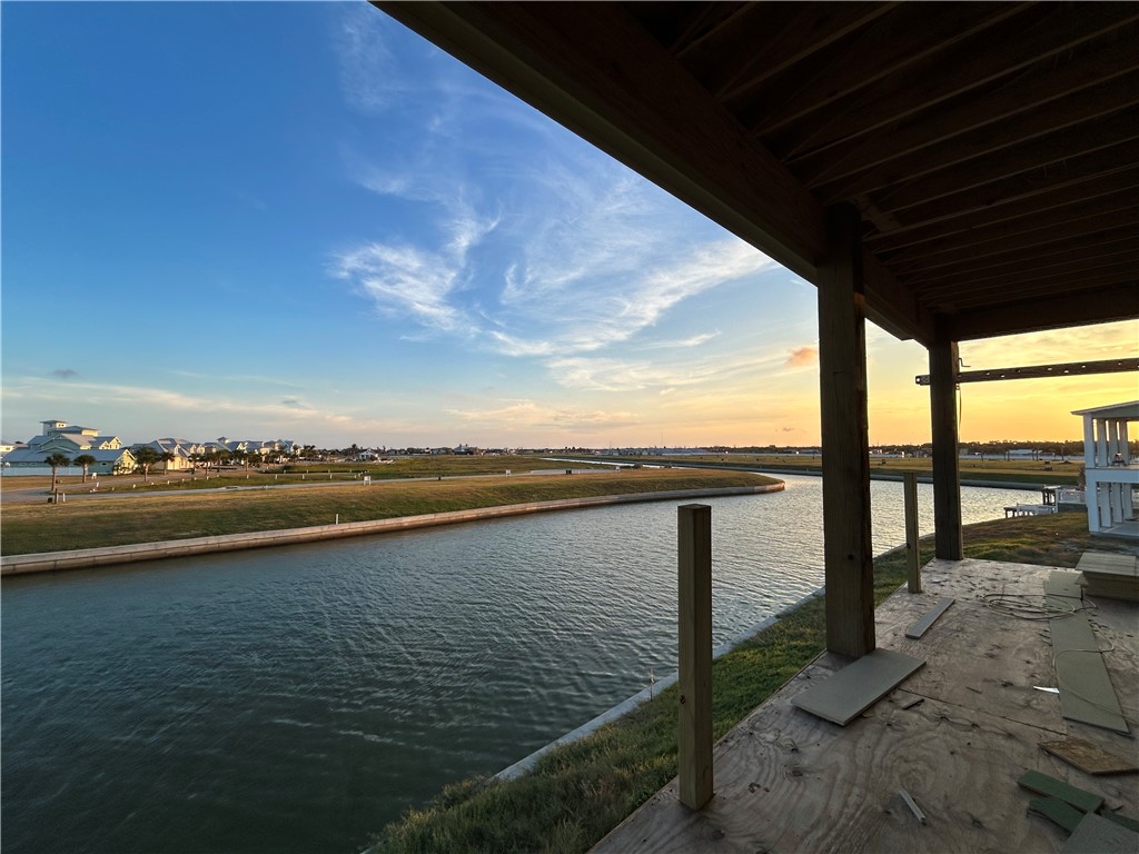 1053 North Isle Dr Property Photo 6