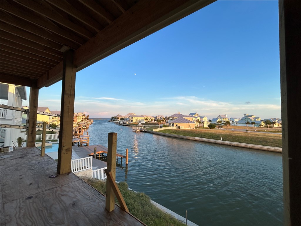 1053 North Isle Dr Property Photo 7