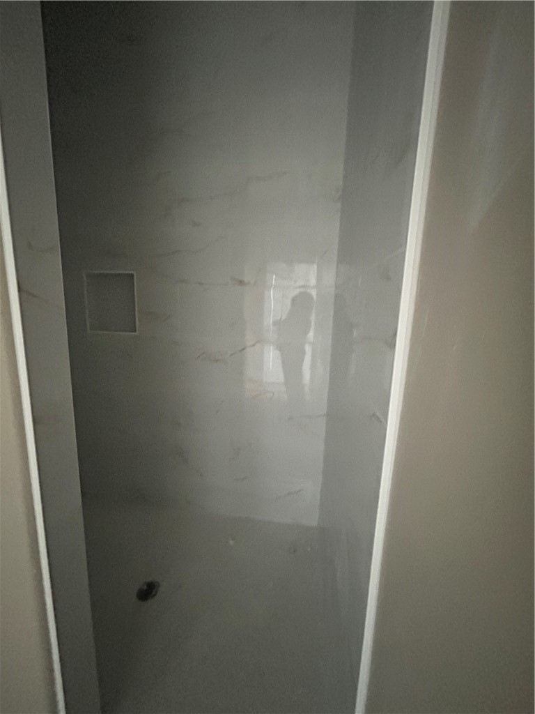 1053 North Isle Dr Property Photo 11