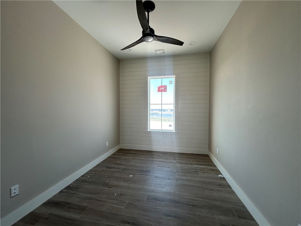 1053 North Isle Dr Property Photo 14