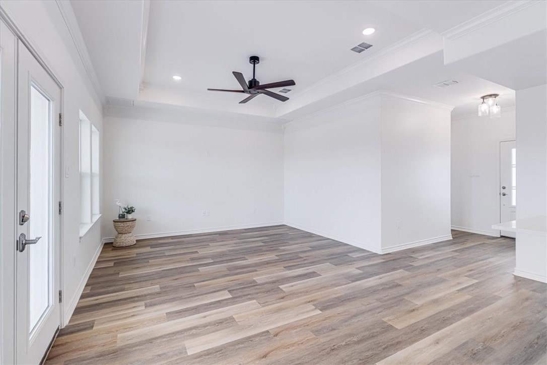 110 Salt Lake Property Photo 11