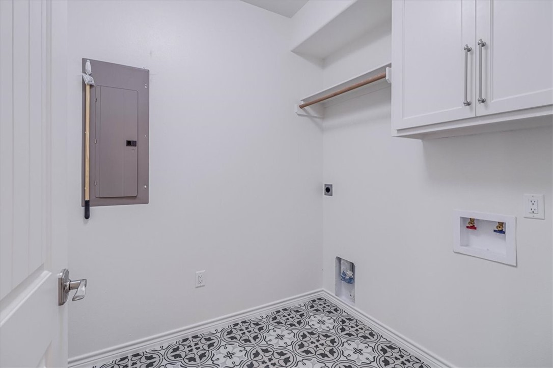 110 Salt Lake Property Photo 14