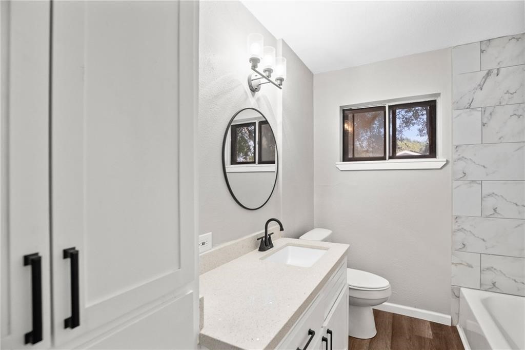 1212 Starlite Dr Property Photo 8