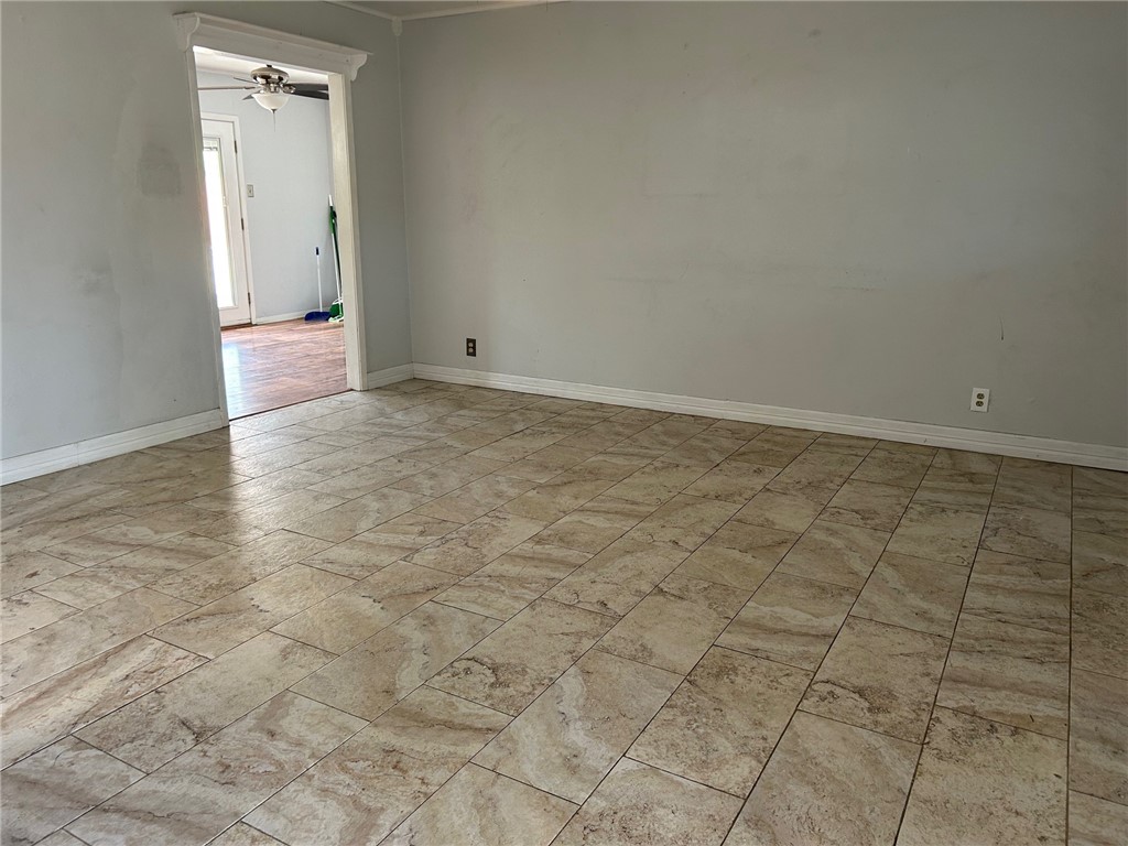 2011 Louisiana Property Photo 4