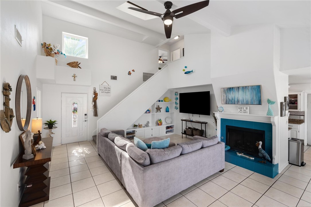 14206 Punta Bonaire Dr Property Photo 5