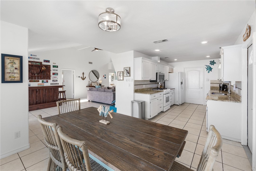 14206 Punta Bonaire Dr Property Photo 10