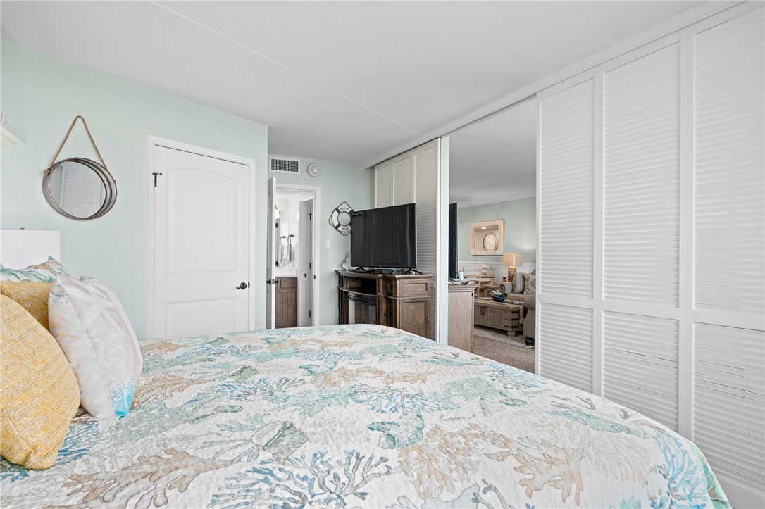 1000 Lantana Dr 103 Property Photo 16