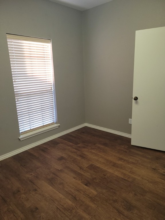 5525 S Staples St E4 Property Photo 13