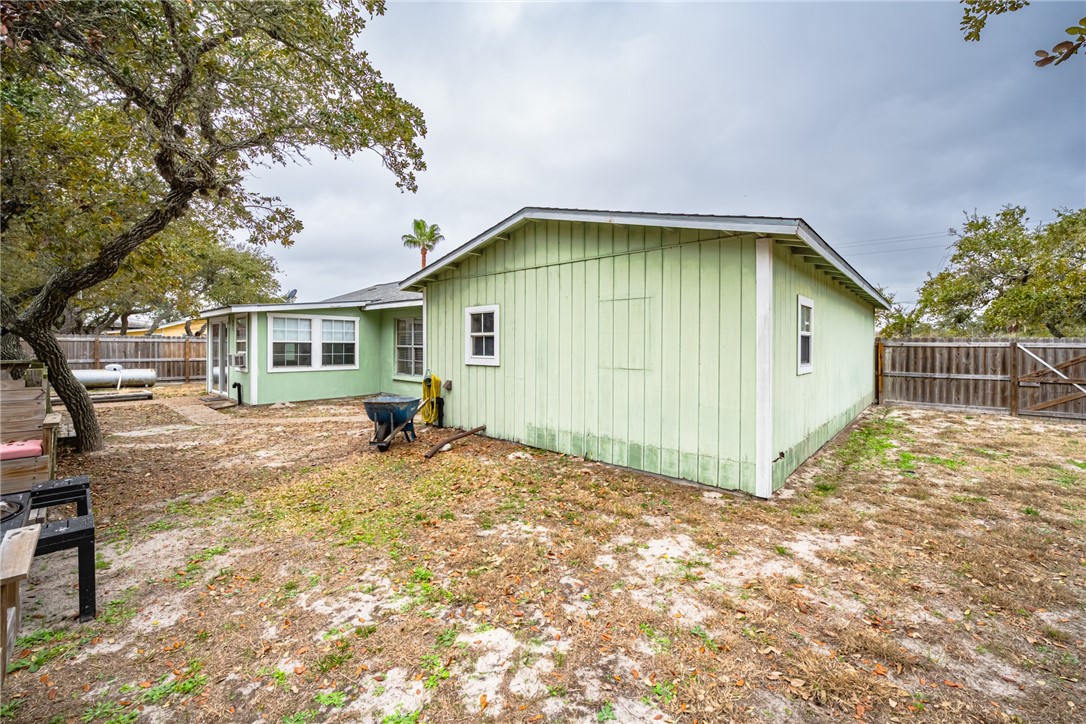 449 Desota Dr Property Photo 12