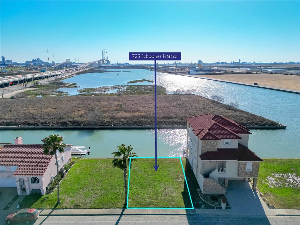 725 Schooner Harbor Property Photo