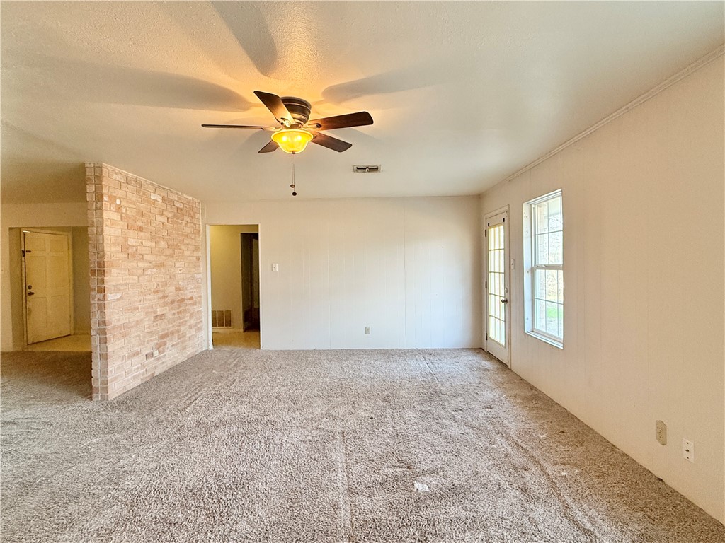 4306 Murphey Dr Property Photo 6