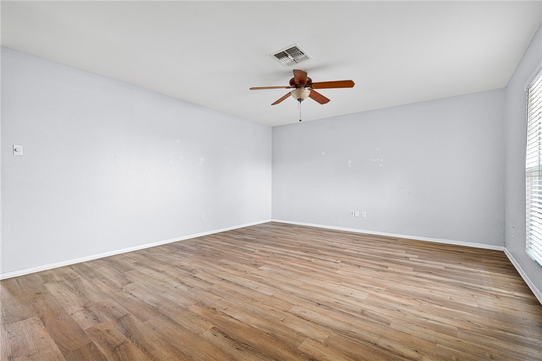 2381 Mesquite Property Photo 5