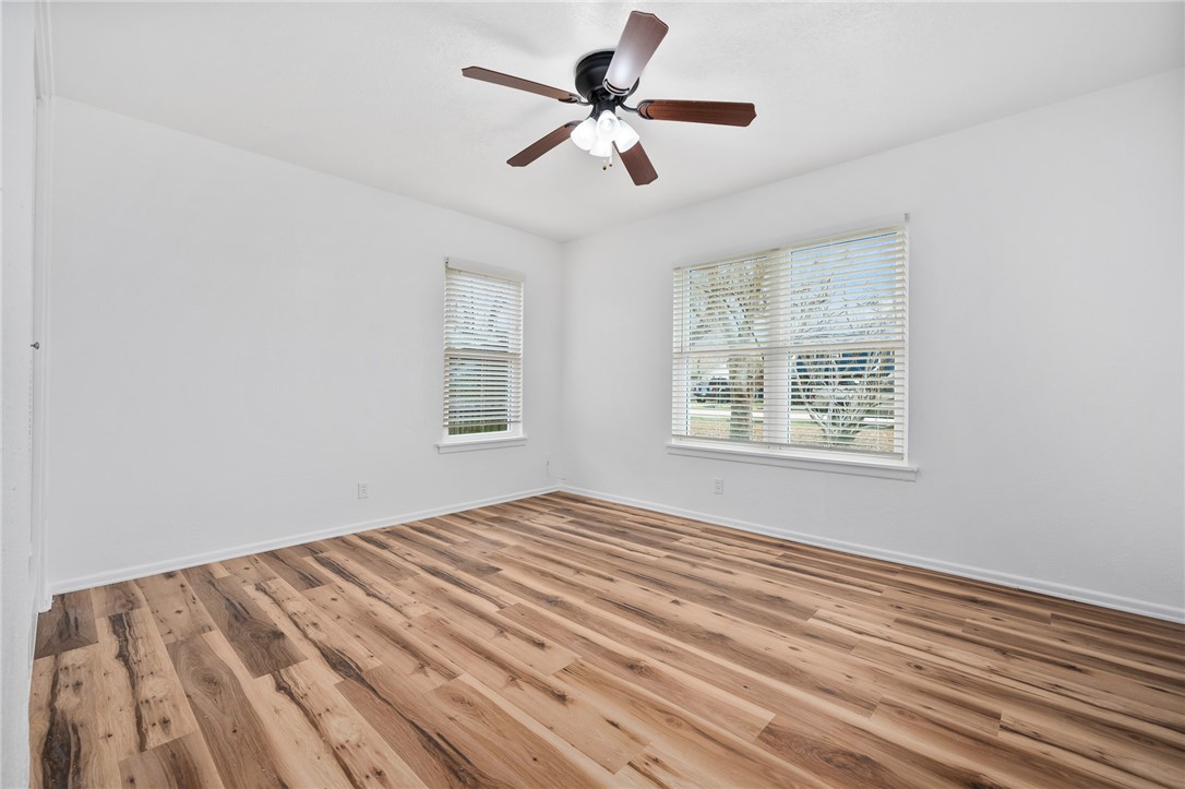 2427 Avenue C Property Photo 16