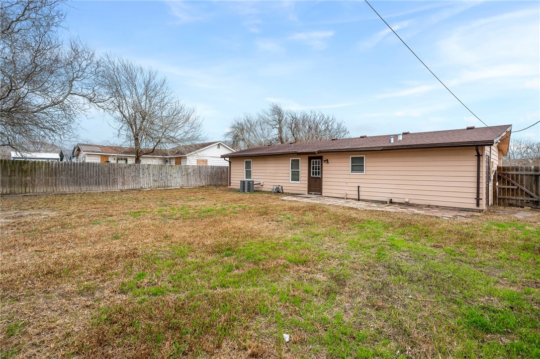 2427 Avenue C Property Photo 21
