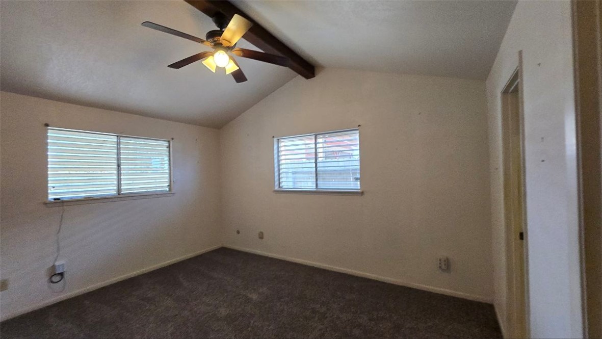 5845 Crestmore Dr Property Photo 4