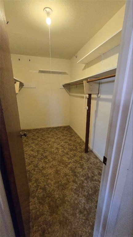 5845 Crestmore Dr Property Photo 6
