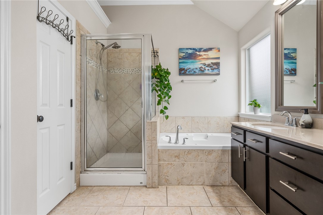 308 Erie Property Photo 22