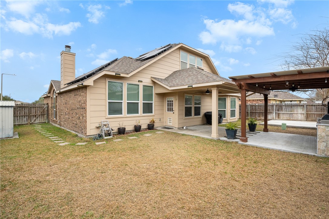 308 Erie Property Photo 37