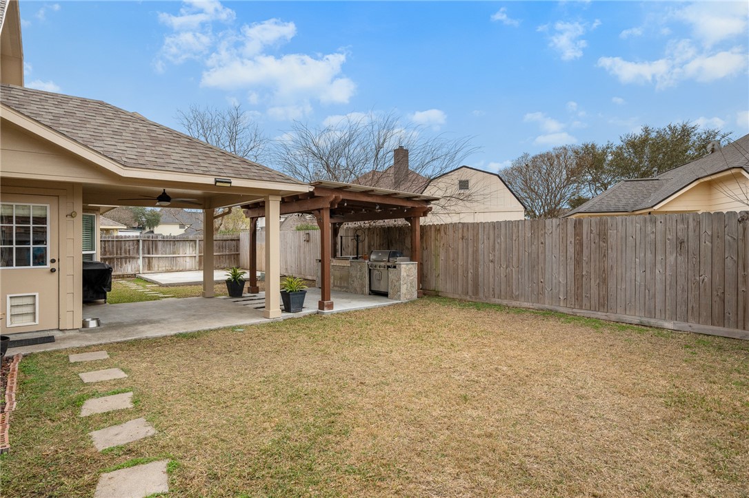 308 Erie Property Photo 38